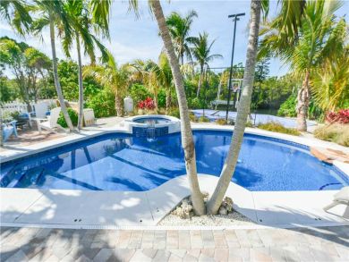 Stunning 3 Bedroom Home Private Pool, Spa, Boat Dock, B.Ball